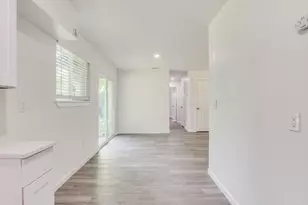 525 Moonlight Dr, Garland, TX 75040 - Photo 14