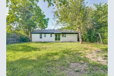 525 Moonlight Drive, Garland, TX 75040 - Photo 24