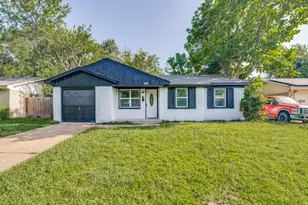 525 Moonlight Dr, Garland, TX 75040 - Photo 4