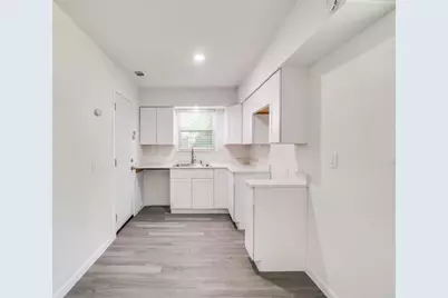 525 Moonlight Drive, Garland, TX 75040 - Photo 10