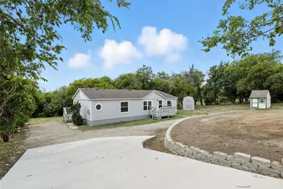 319 Denton Heights Lane, Weatherford, TX 76085 - Photo 4