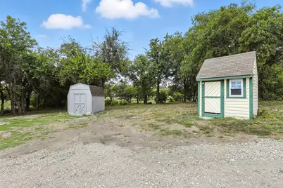 319 Denton Heights Lane, Weatherford, TX 76085 - Photo 40