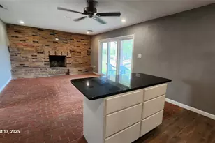 1800 Kirkpatrick Ln, Flower Mound, TX 75028 - Photo 6