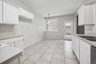 3933 Parkhaven Dr, Denton, TX 76210 - Photo 8