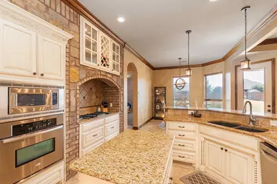 1173 Durango Springs Drive, Fort Worth, TX 76052 - Photo 2