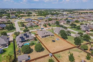 1173 Durango Springs Dr, Fort Worth, TX 76052 - Photo 34