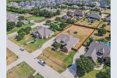 1173 Durango Springs Drive, Fort Worth, TX 76052 - Photo 32