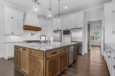 900 Glorietta Drive, McGregor, TX 76657 - Photo 8