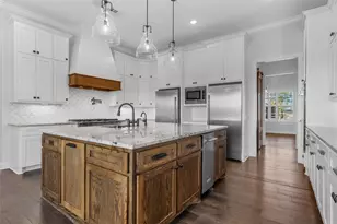 900 Glorietta Dr, McGregor, TX 76657 - Photo 8