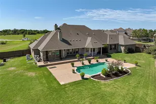 529 Perry Ln, Robinson, TX 76706 - Photo 2