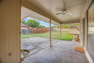 1340 Grand Teton Dr, DeSoto, TX 75115 - Photo 14