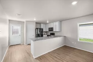 1412 Silver Oak Ln, Fort Worth, TX 76140 - Photo 12