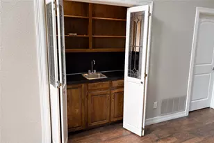 2727 Amherst Dr, Wichita Falls, TX 76308 - Photo 10