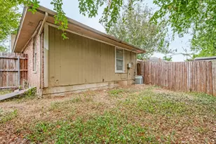 1700 Windsong Ln, Irving, TX 75060 - Photo 12