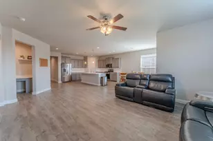 521 Dunmore Dr, Fort Worth, TX 76052 - Photo 32