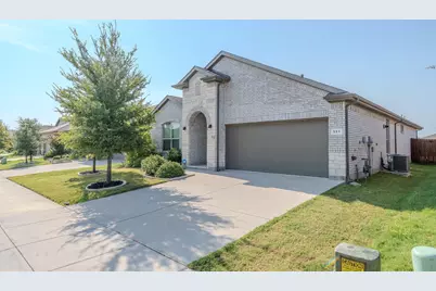 521 Dunmore Drive, Fort Worth, TX 76052 - Photo 1