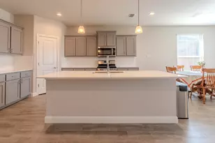 521 Dunmore Dr, Fort Worth, TX 76052 - Photo 22