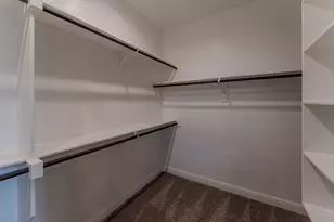 521 Dunmore Dr, Fort Worth, TX 76052 - Photo 10