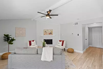 805 W Embercrest Drive, Arlington, TX 76017 - Photo 8