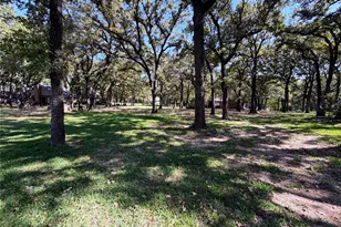 3354 Oak Creek Dr, Corinth, TX 76210 - Photo 8