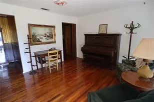 301 Travis St, Ranger, TX 76470 - Photo 10