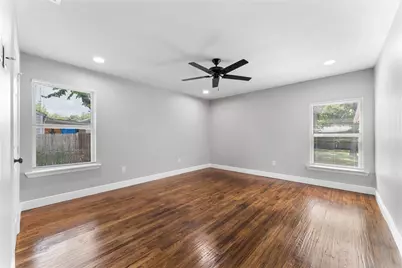 1014 Harlan Street, Irving, TX 75060 - Photo 10