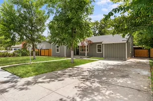 1014 Harlan St, Irving, TX 75060 - Photo 2