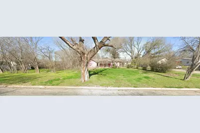 1100 E Collin Street, Corsicana, TX 75110 - Photo 1