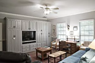 3699 Sabine St, Athens, TX 75752 - Photo 10