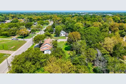 707 E 3rd Avenue, Corsicana, TX 75110 - Photo 16