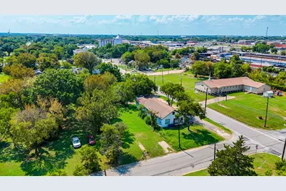 707 E 3rd Avenue, Corsicana, TX 75110 - Photo 26