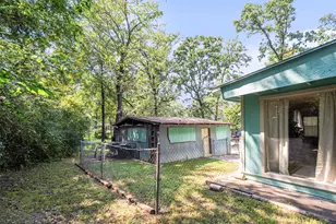 306 Dyer Cir, Payne Springs, TX 75156 - Photo 28