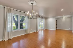 9856 Shoreview Rd, Dallas, TX 75238 - Photo 8