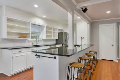 9856 Shoreview Road, Dallas, TX 75238 - Photo 18