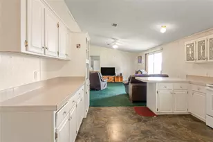 3300 Shady Creek Cir, Red Oak, TX 75154 - Photo 16