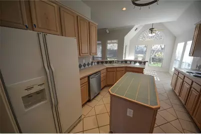 148 Arbor Glen Drive, Euless, TX 76039 - Photo 6