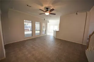 148 Arbor Glen Dr, Euless, TX 76039 - Photo 4