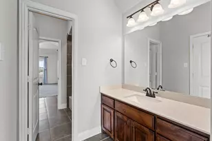 124 St Elias Dr, Burleson, TX 76028 - Photo 32