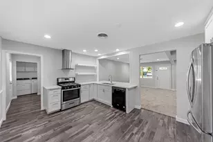 13215 Blossomheath Ln, Dallas, TX 75240 - Photo 16