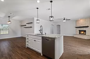 3511 J E Woody Rd, Springtown, TX 76082 - Photo 14