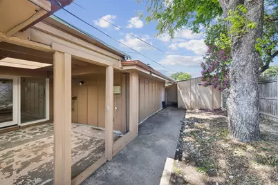 7641 Dentcrest Drive, Dallas, TX 75254 - Photo 22