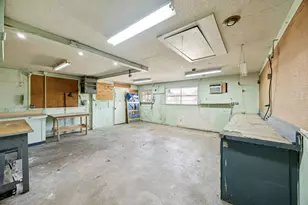 7641 Dentcrest Dr, Dallas, TX 75254 - Photo 38