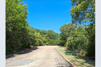 606 Mulberry Court, Cedar Hill, TX 75104 - Photo 2