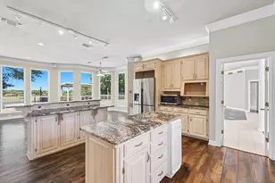 143 Lakeview Dr, Aledo, TX 76008 - Photo 14