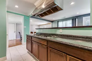 303 N Cottonwood Dr, Richardson, TX 75080 - Photo 8