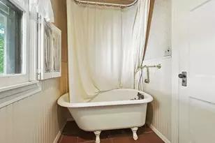 601 E Henry St, Hamilton, TX 76531 - Photo 28