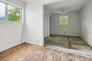 601 E Henry St, Hamilton, TX 76531 - Photo 30