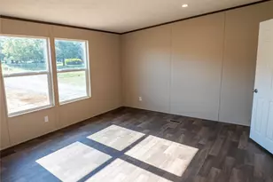 7005 Walden Dr, Joshua, TX 76058 - Photo 14