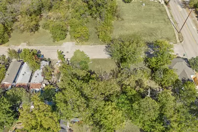 962 E Oleander Street, Fort Worth, TX 76104 - Photo 12