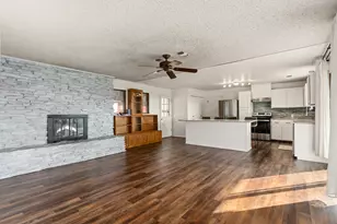 106 Bronstad St, Cranfills Gap, TX 76637 - Photo 10